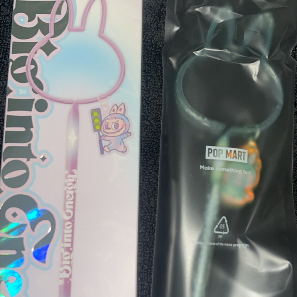 POP MART Big Into Energy Pen - SERENITY - Picture 7 of 12